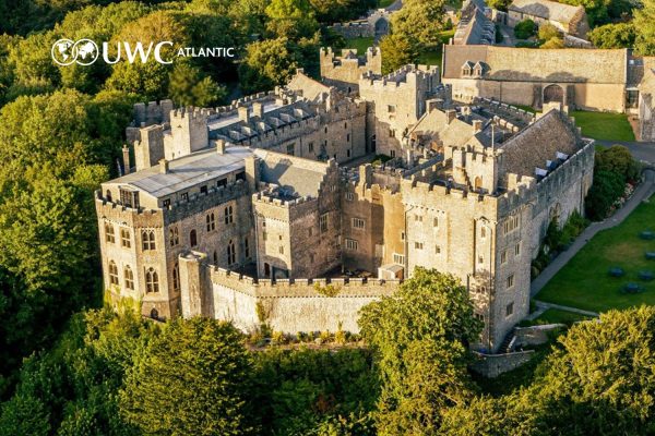 Fridge magnet of St Donat's Castle